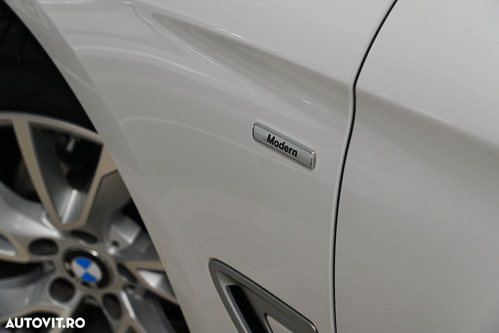 BMW Seria 3 320d Aut. Modern Line - 37