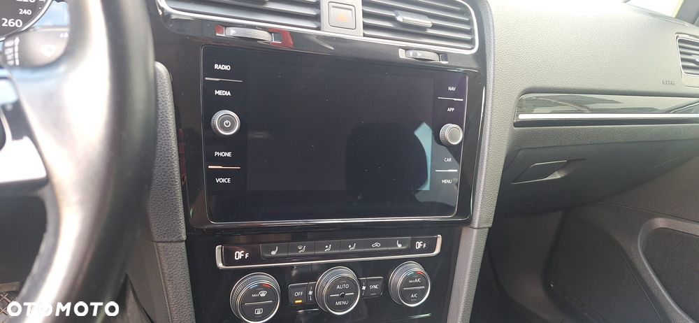 Volkswagen Golf 1.5 TSI BMT Highline - 10