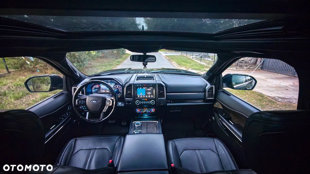 Ford Expedition ver-5-4-xlt-4wd - 13