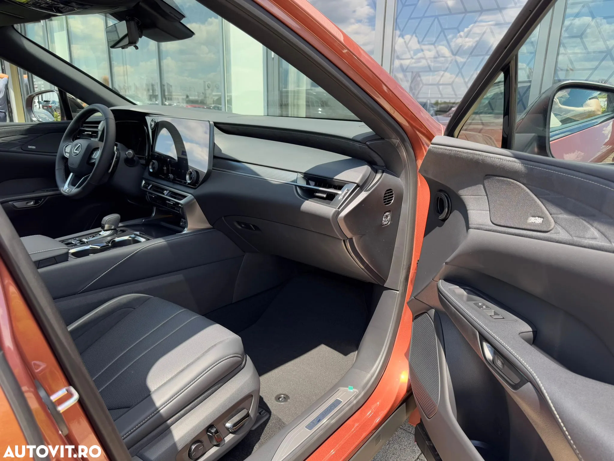 Lexus Seria RX - 8