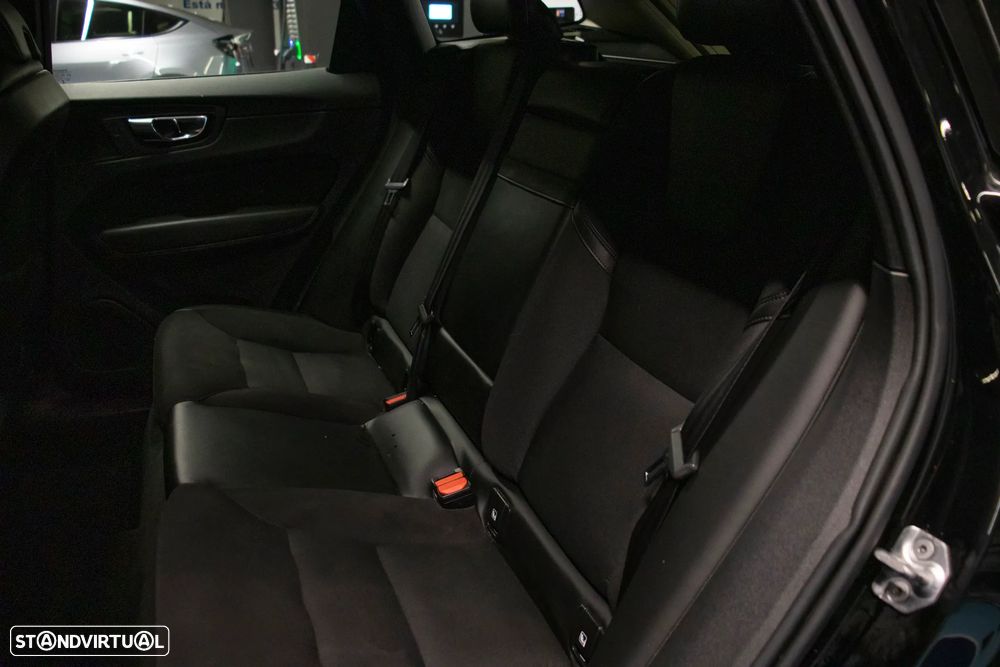 Volvo XC 60 D4 Geartronic Momentum - 8