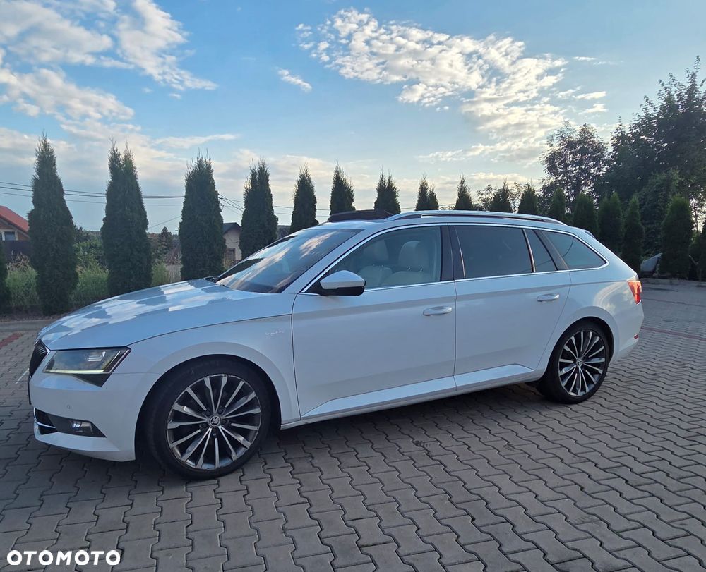 Skoda Superb 2.0 TDI 4x4 L&K DSG - 13
