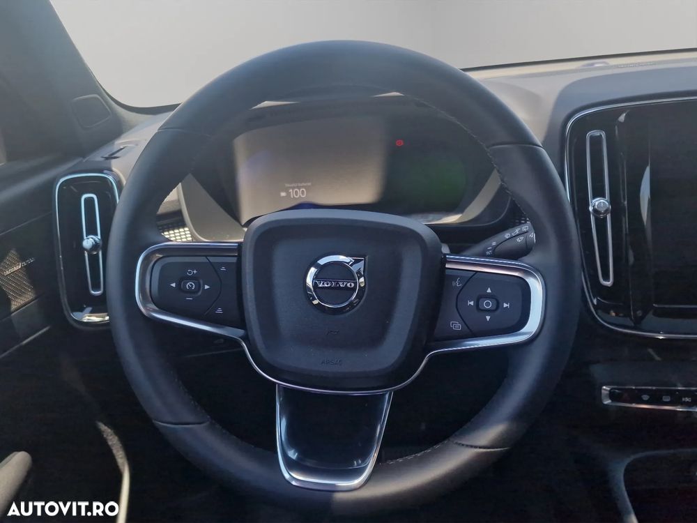 Volvo XC 40 Recharge Single Motor Extended Range RWD Plus - 8