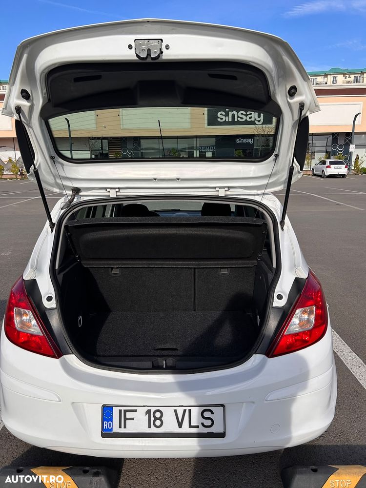 Opel Corsa 1.2 Enjoy - 19