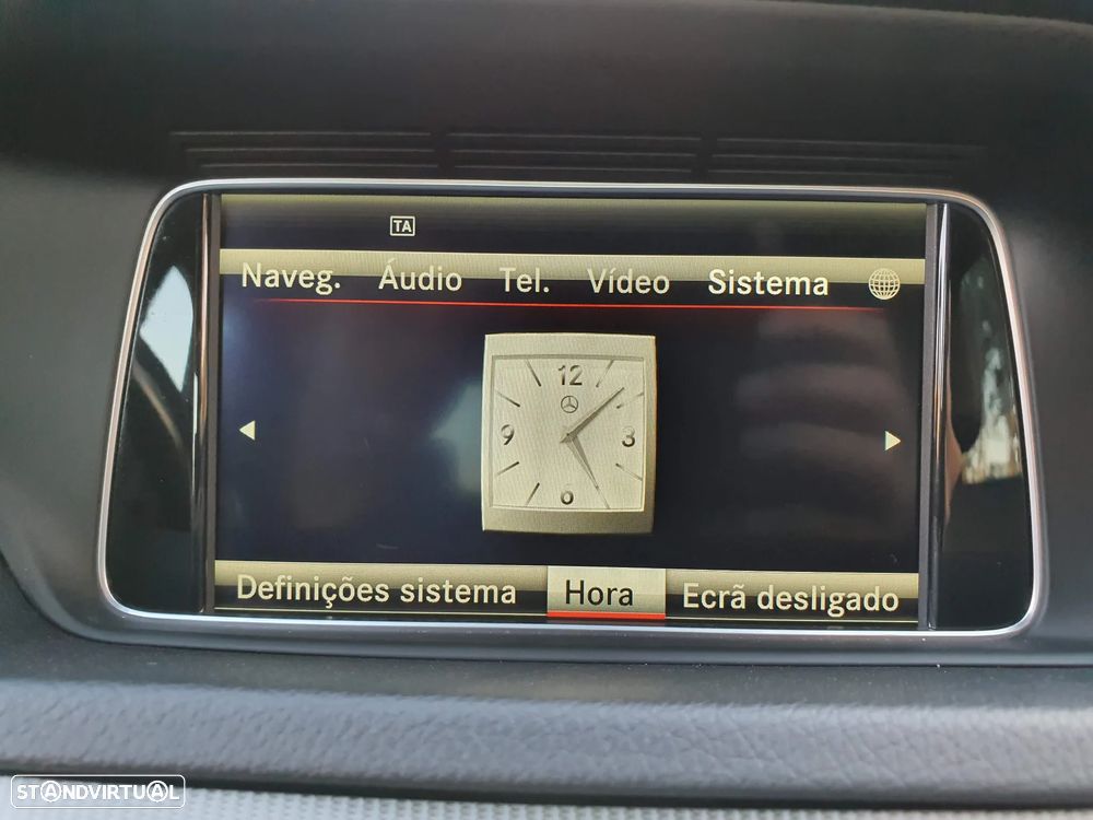 Mercedes-Benz E 300 Bluetec Hybrid Avantgarde - 9