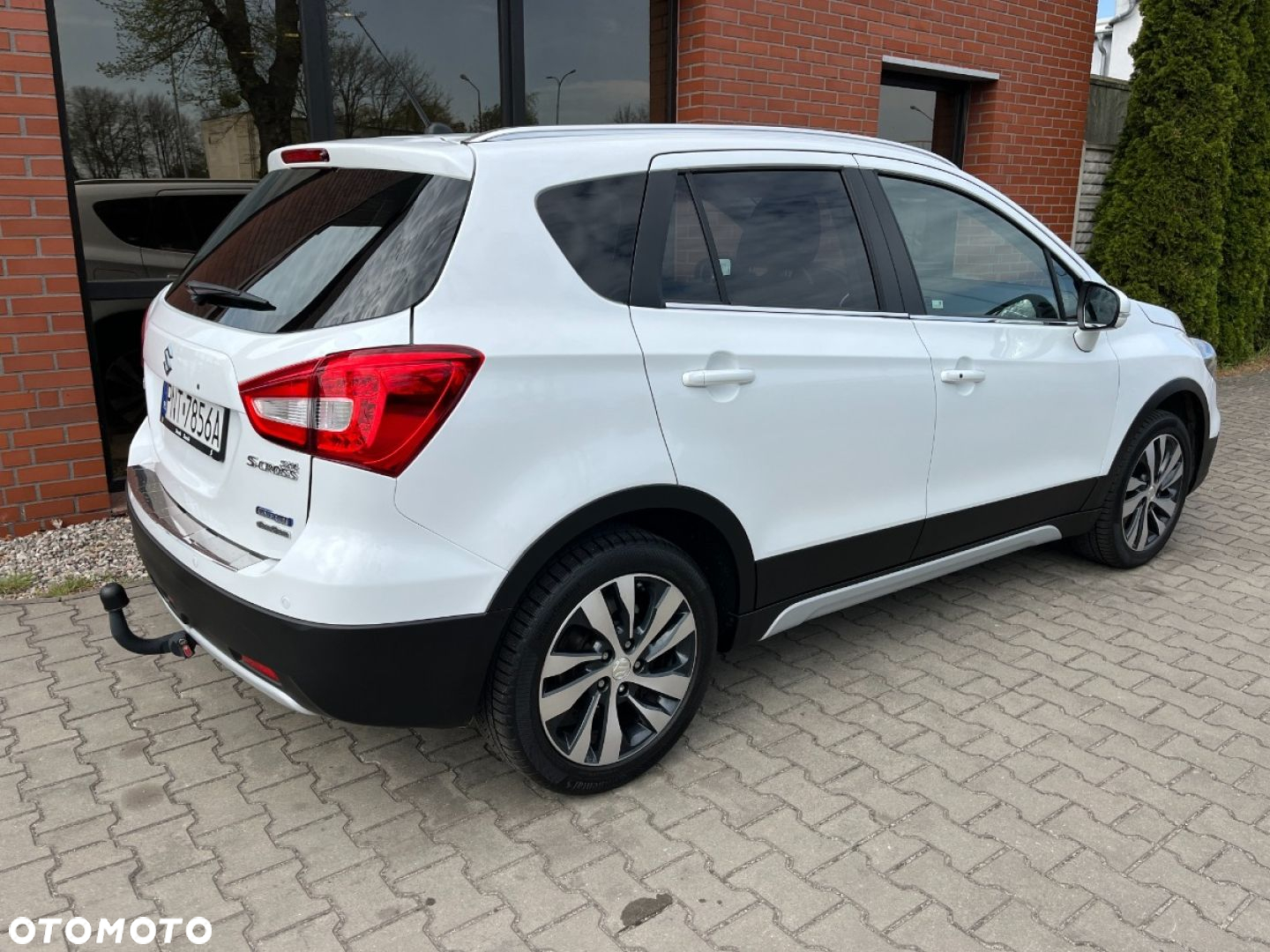 Suzuki SX4 S-Cross 1.4 Boosterjet Hybrid ALLGRIP Comfort+ - 4