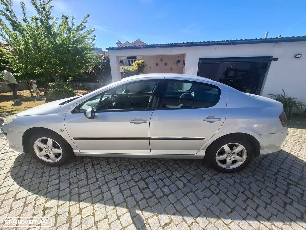 Peugeot 407 - 4
