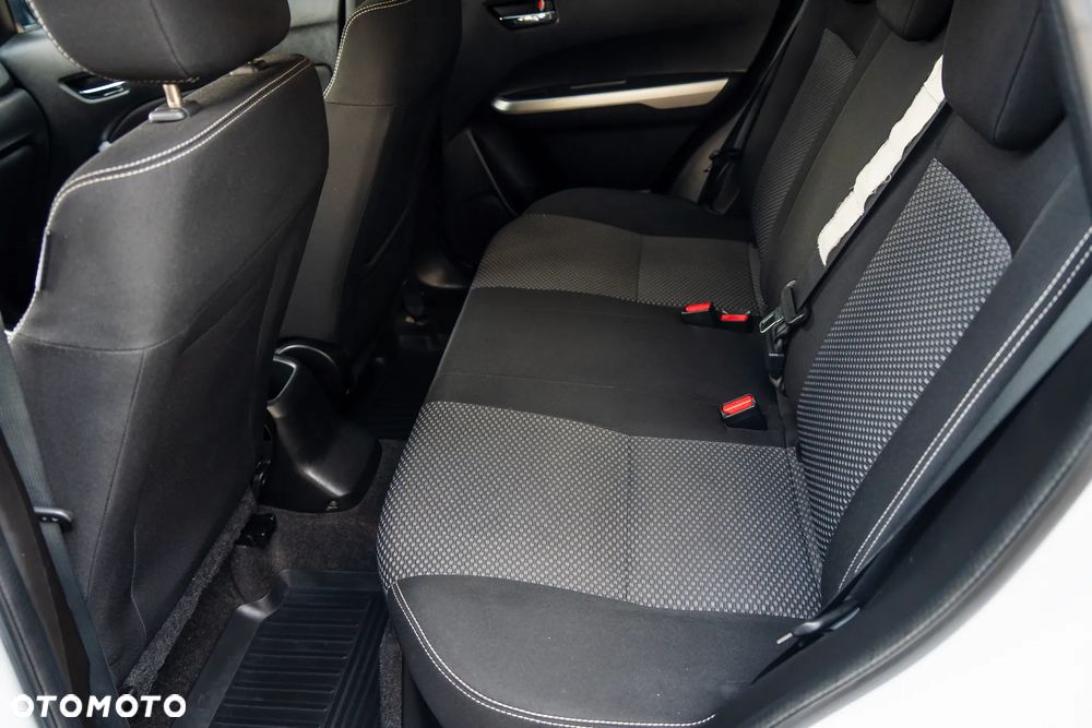 Suzuki Vitara 1.6 DDiS (4x4) Allgrip Comfort+ - 23