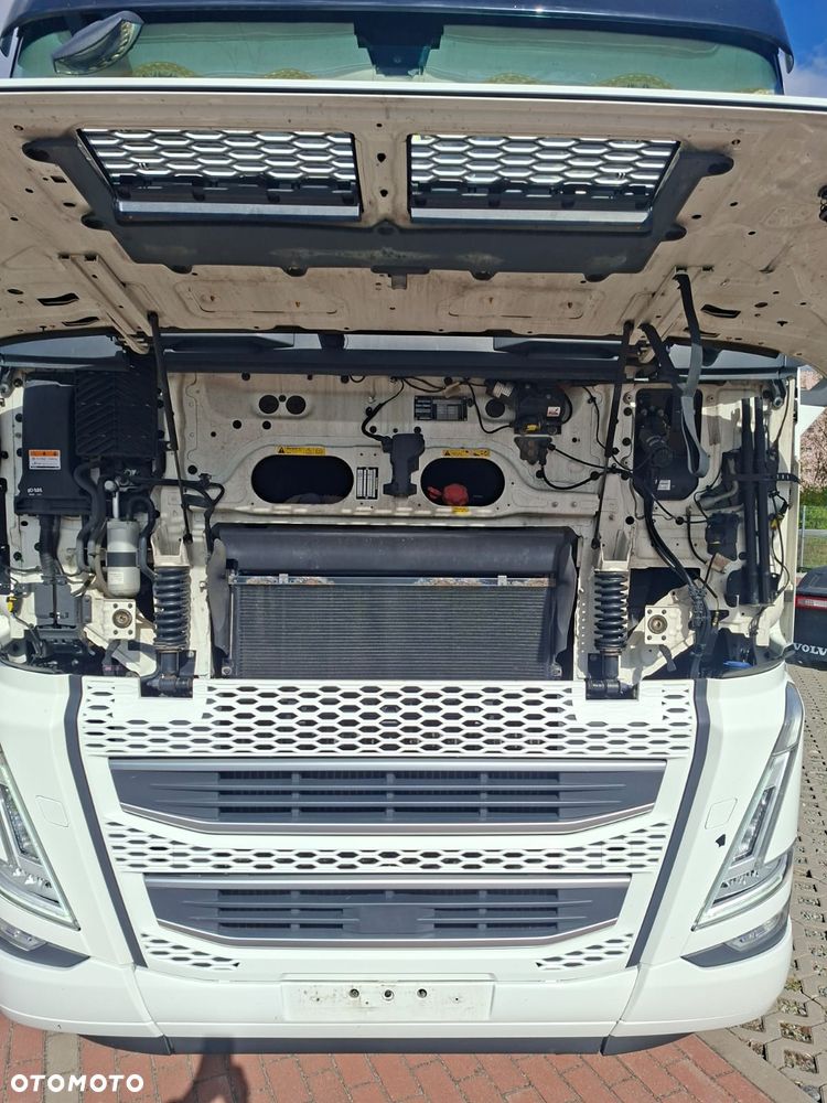 Volvo FH 460 GLOBETROTTER I-SAVE - 7