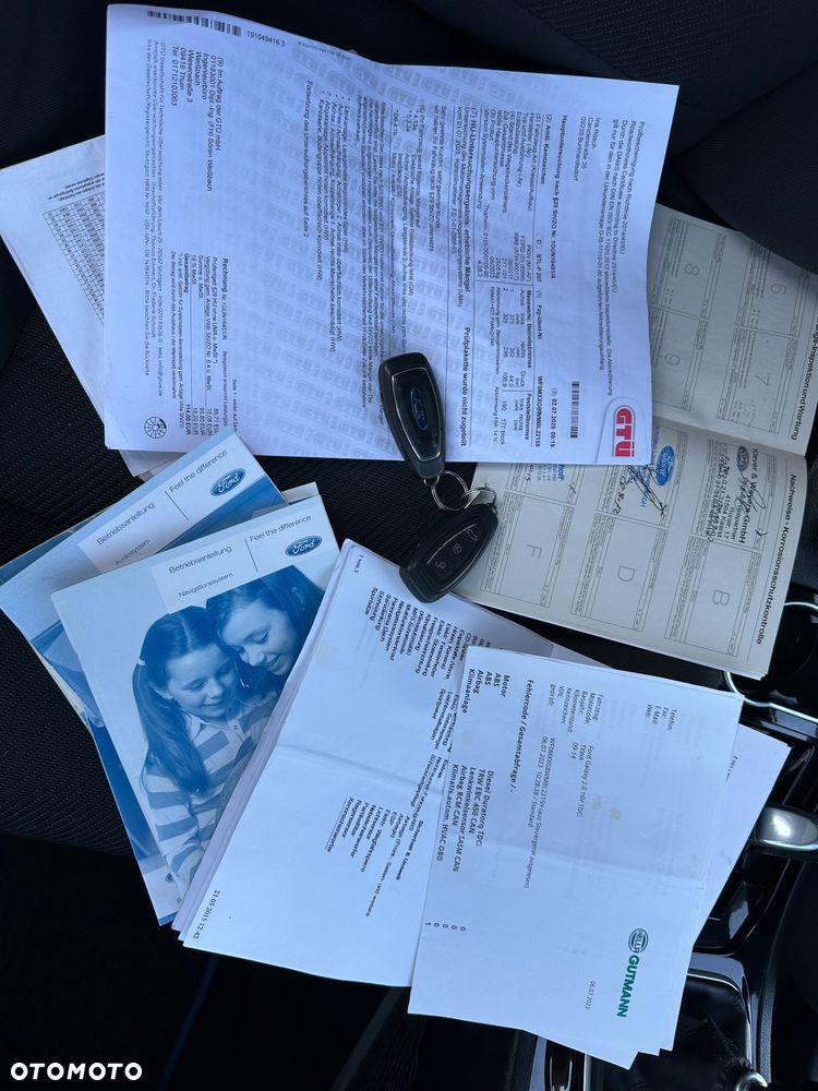 Ford Galaxy 2.0 TDCi DPF Business Edition - 33