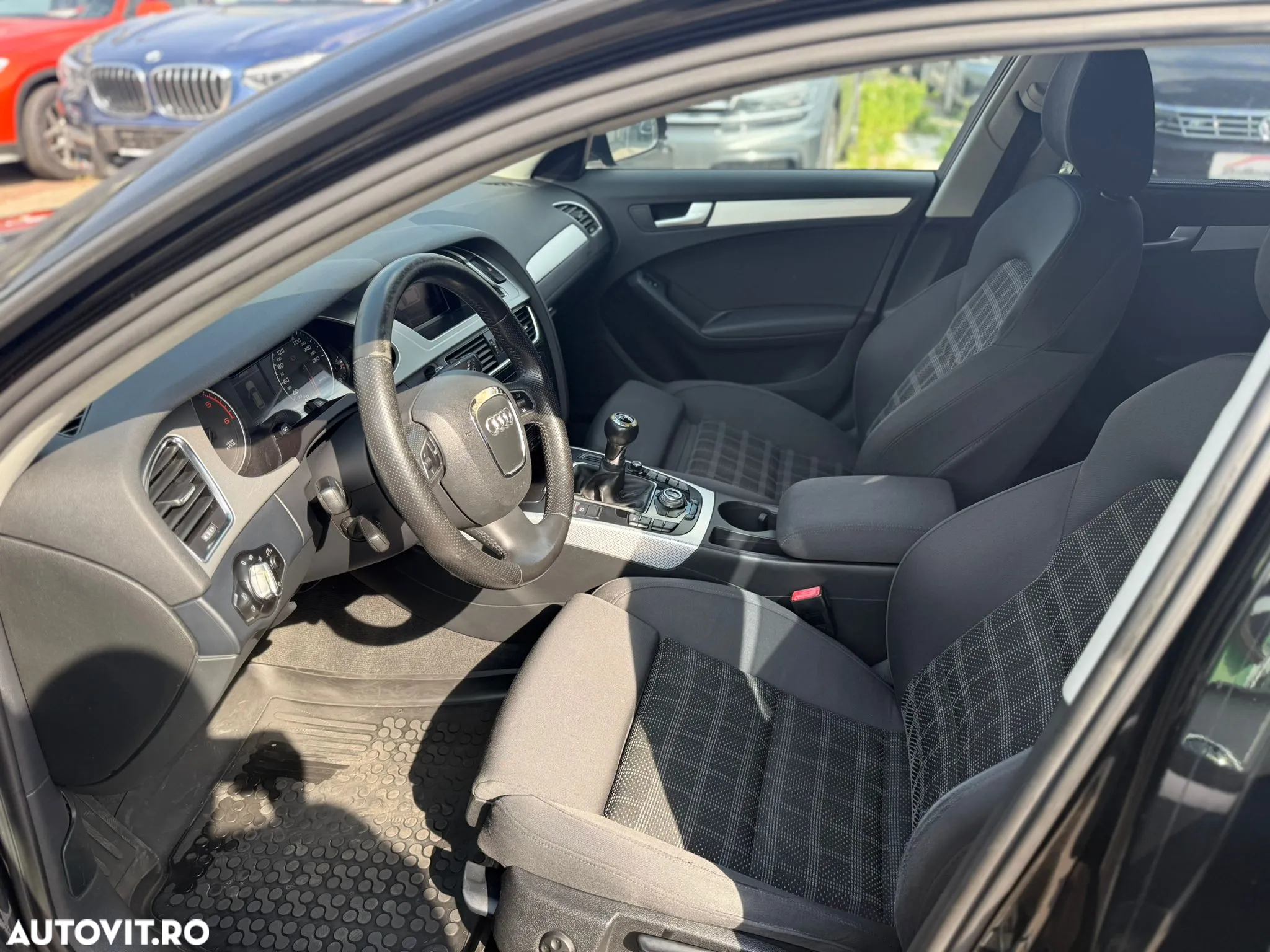 Audi A4 2.0 TDI Avant - 9