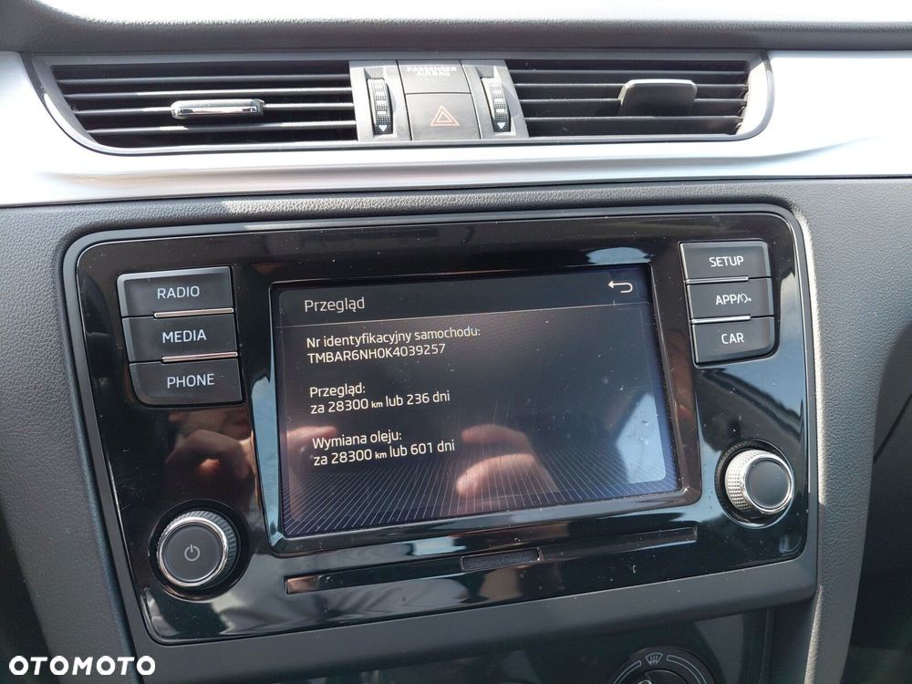 Skoda RAPID 1.0 TSI Ambition - 22