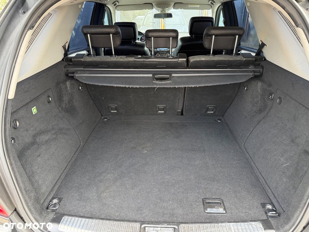 Mercedes-Benz ML 320 CDI 4Matic 7G-TRONIC Edition 10 - 22