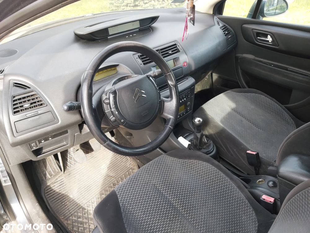 Citroën C4 1.6 HDi Impress - 5