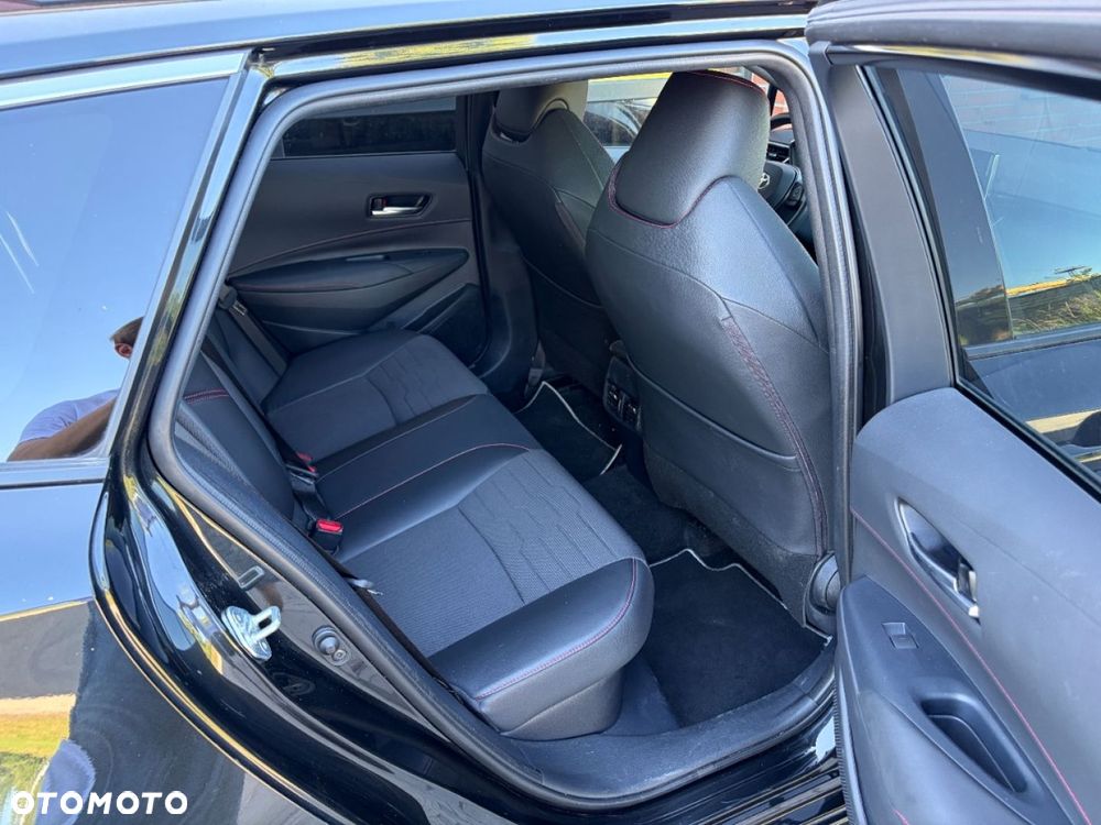Toyota Corolla - 17