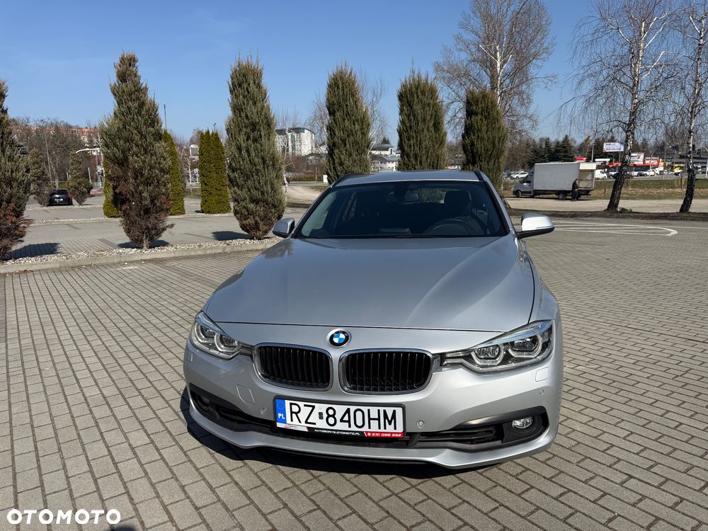 BMW Seria 3 318i Advantage - 2