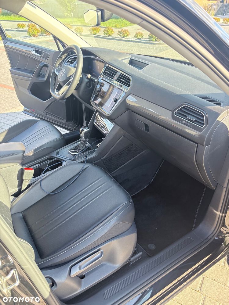 Volkswagen Tiguan Allspace - 16