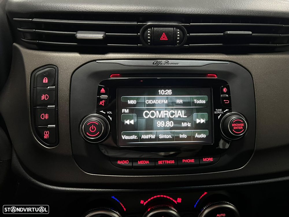 Alfa Romeo Giulietta 1.6 JTDm Exclusive - 34