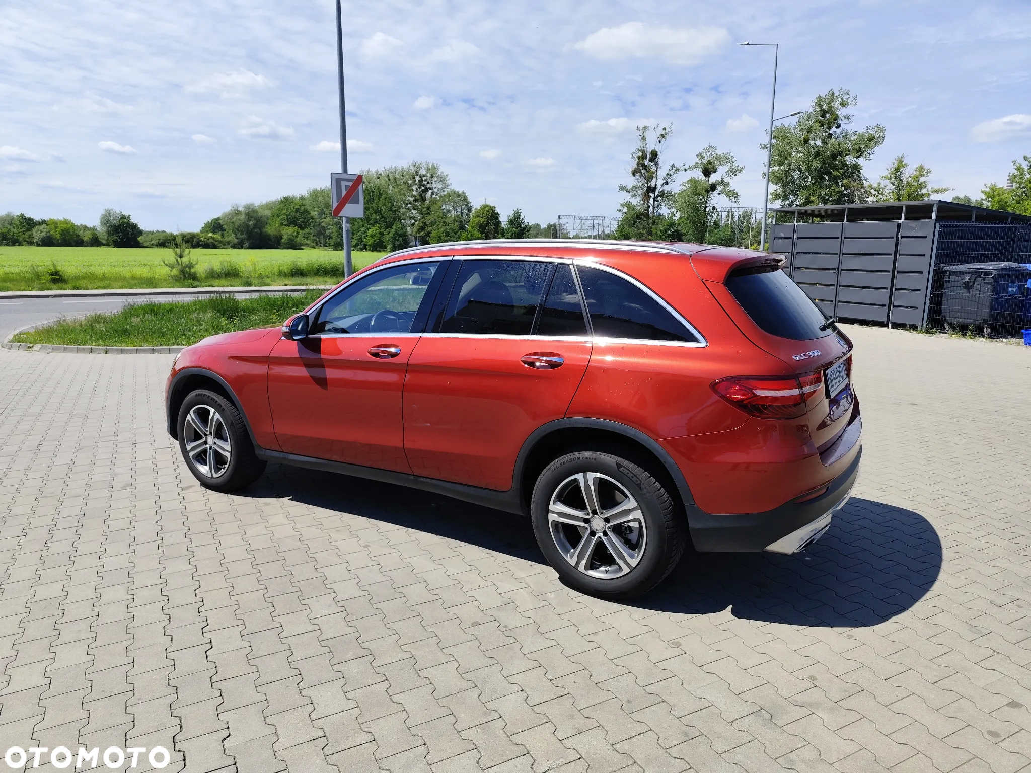 Mercedes-Benz GLC 300 4Matic 9G-TRONIC - 4