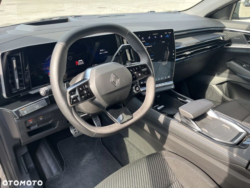 Renault Austral 1.3 TCe mHEV Iconic esprit Alpine - 33