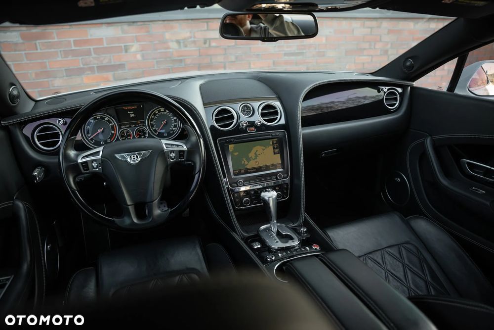 Bentley Continental GT Speed - 24