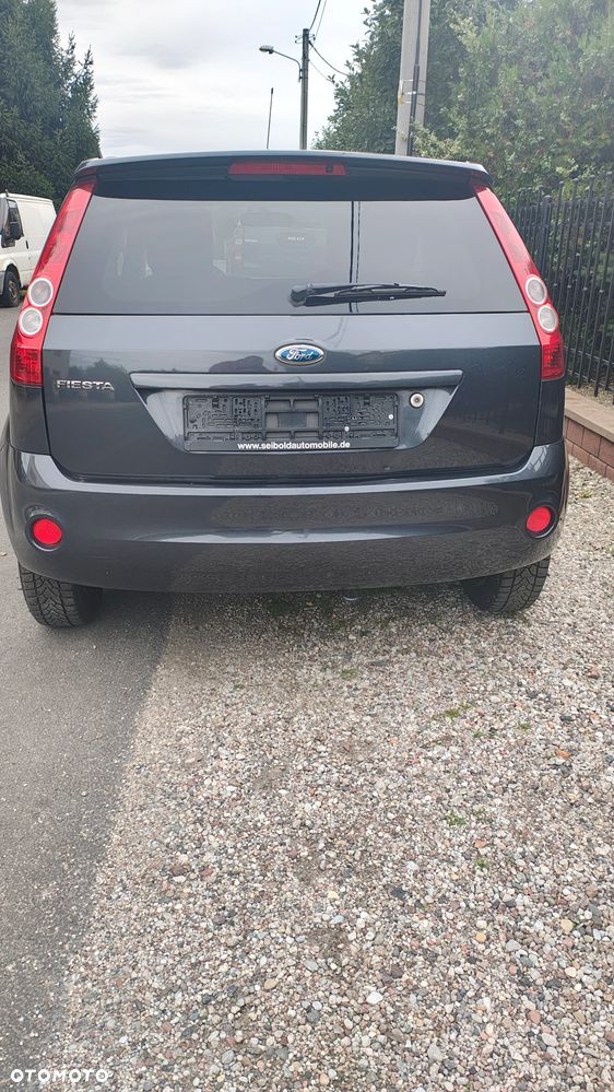 Ford Fiesta 1.4 Style - 8