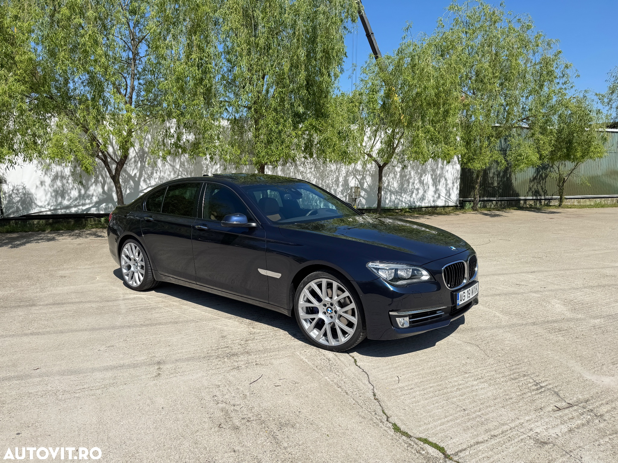 BMW Seria 7 740d xDrive - 2