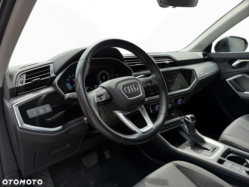 Audi Q3 - 16
