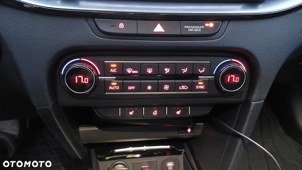 Kia XCeed 1.6 T-GDI Tribute DCT - 20