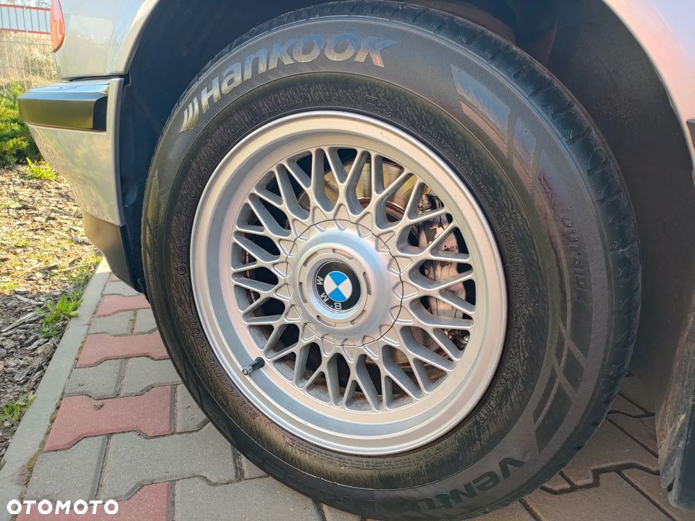 BMW Seria 7 728i L - 28