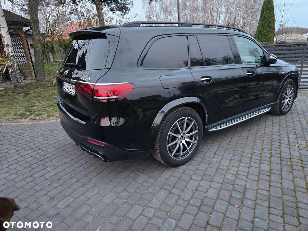 Mercedes-Benz GLS - 12