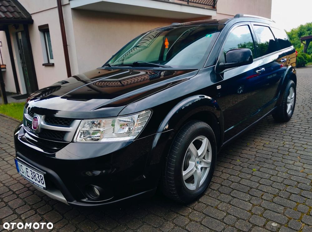 Fiat Freemont 2.0 Multijet Black Code AWD - 1