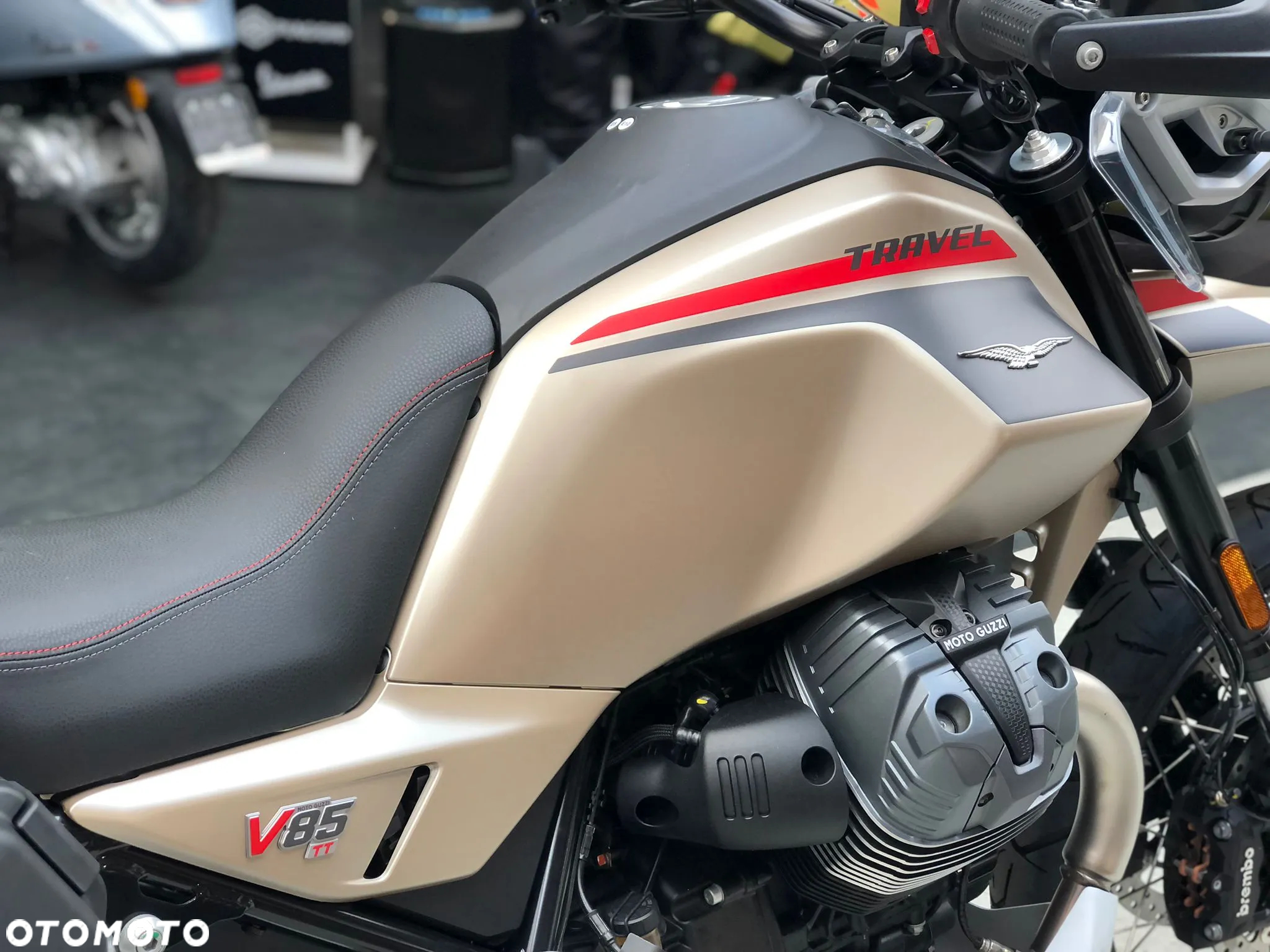 Moto Guzzi V85 - 14