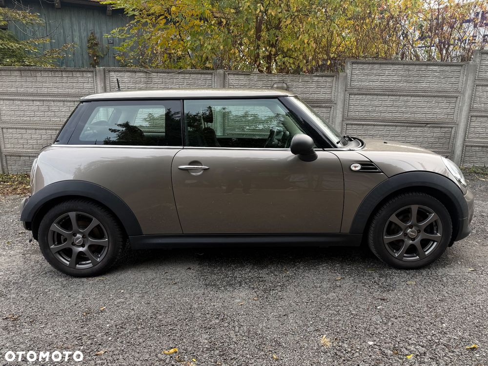 MINI ONE Standard - 27