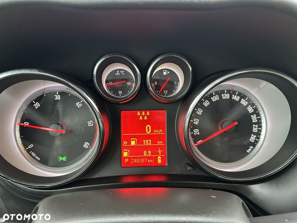 Opel Zafira - 35