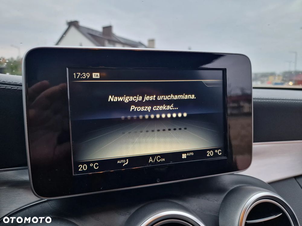 Mercedes-Benz Klasa C 200 4-Matic 9G-Tronic - 37