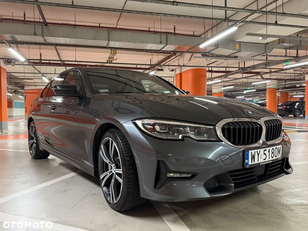 BMW Seria 3 330i Sport Line - 27