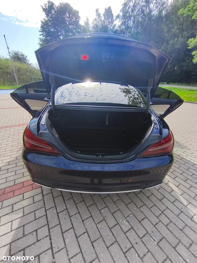 Mercedes-Benz CLA 250 Sport 7G-DCT - 24