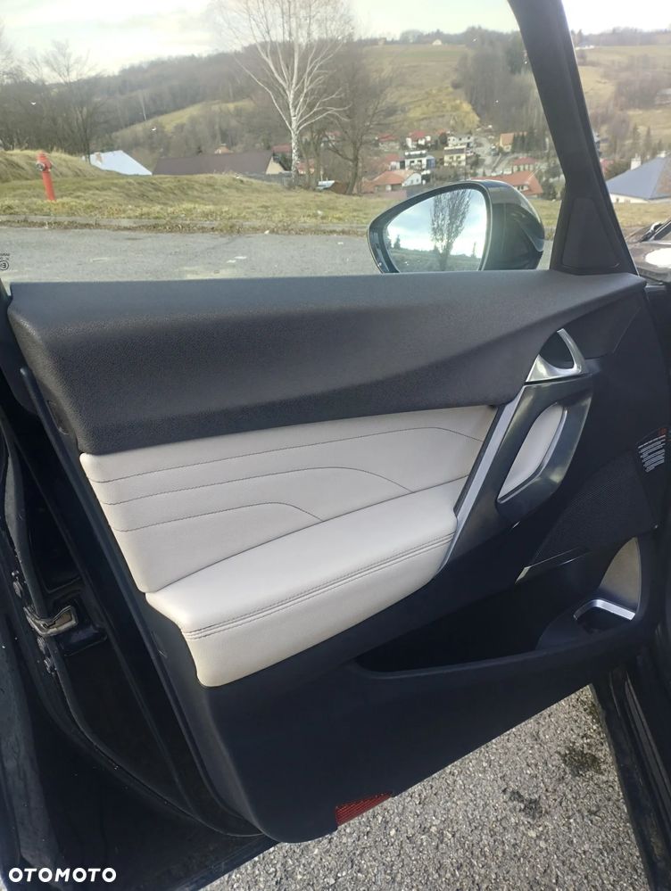 Citroën DS5 2.0 HDi SoChic - 12