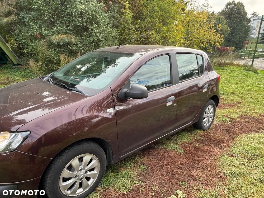 Dacia Sandero 1.2 16V Laureate - 1