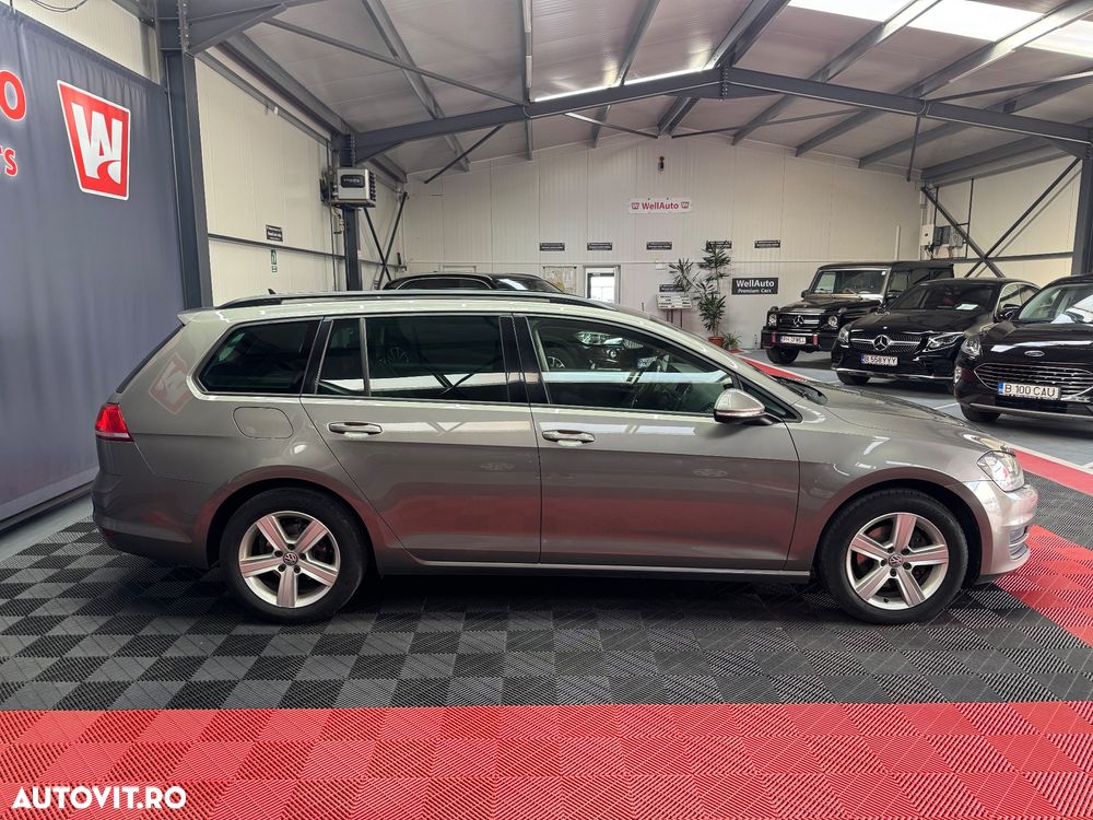 Volkswagen Golf - 4