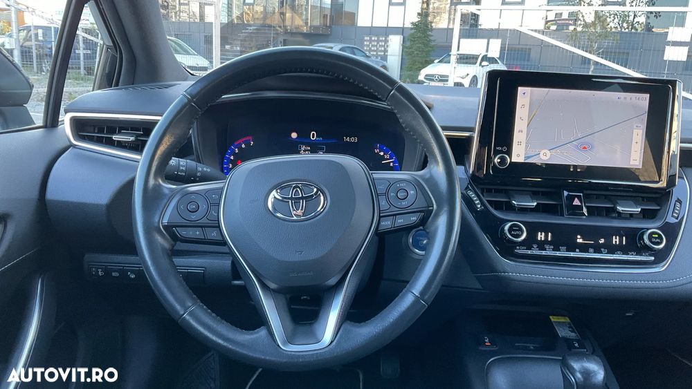 Toyota Corolla 1.8 HSD TS Dynamic - 10