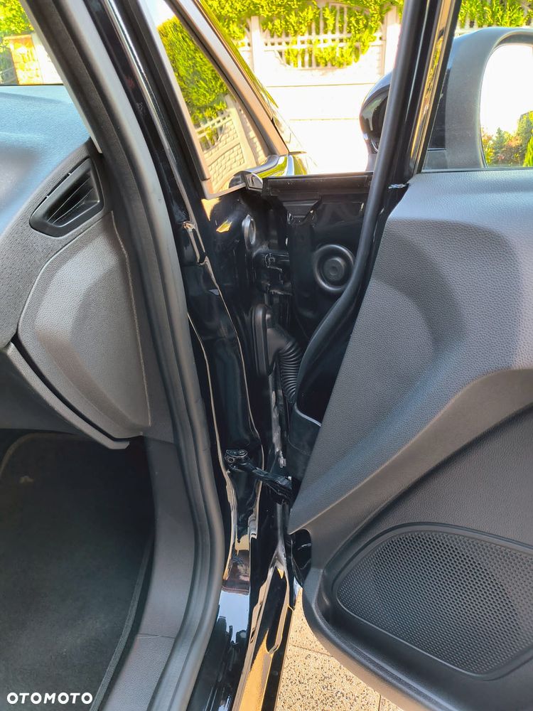 Ford Fiesta 1.0 EcoBoost Titanium - 19