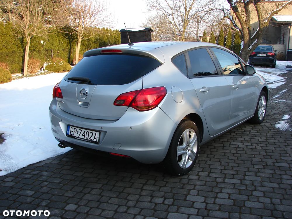 Opel Astra - 3