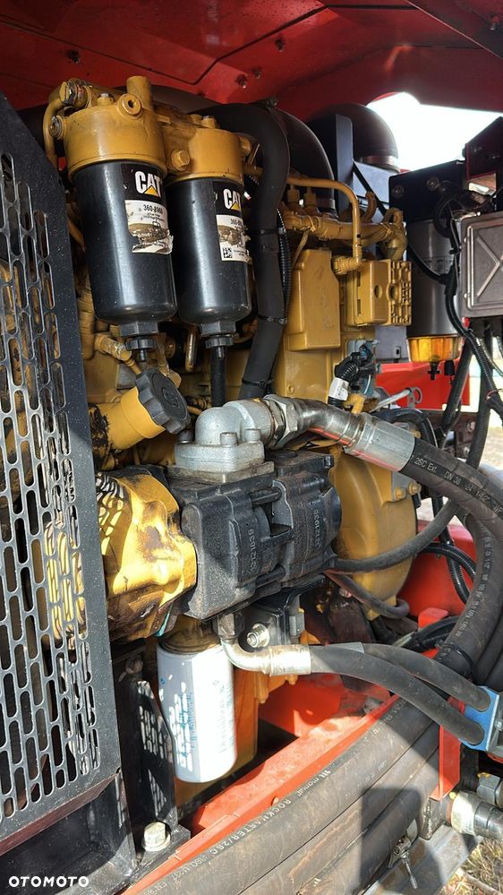 Finlay 883+TRZY WAŁOWA SKRZYNIA PRZESIEWAJĄCA ( POWERSCREEN WARRIOR 2100X ,  CAT ) - 17