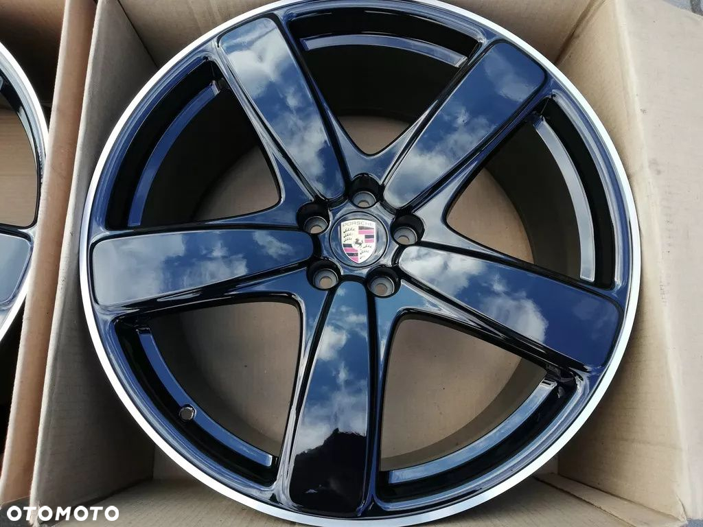 PORSCHE MACAN S / TURBO/ SPIDER 21''95B nowy model - 2
