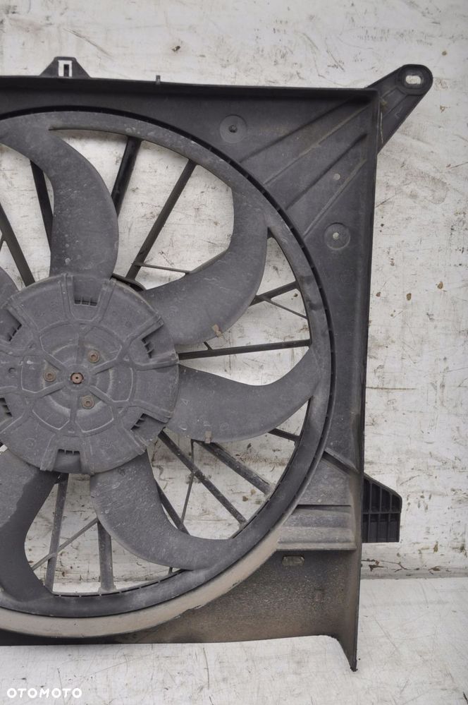 VOLVO XC90 2.4 D WENTYLATOR CHŁODNICY 30665985 - 3