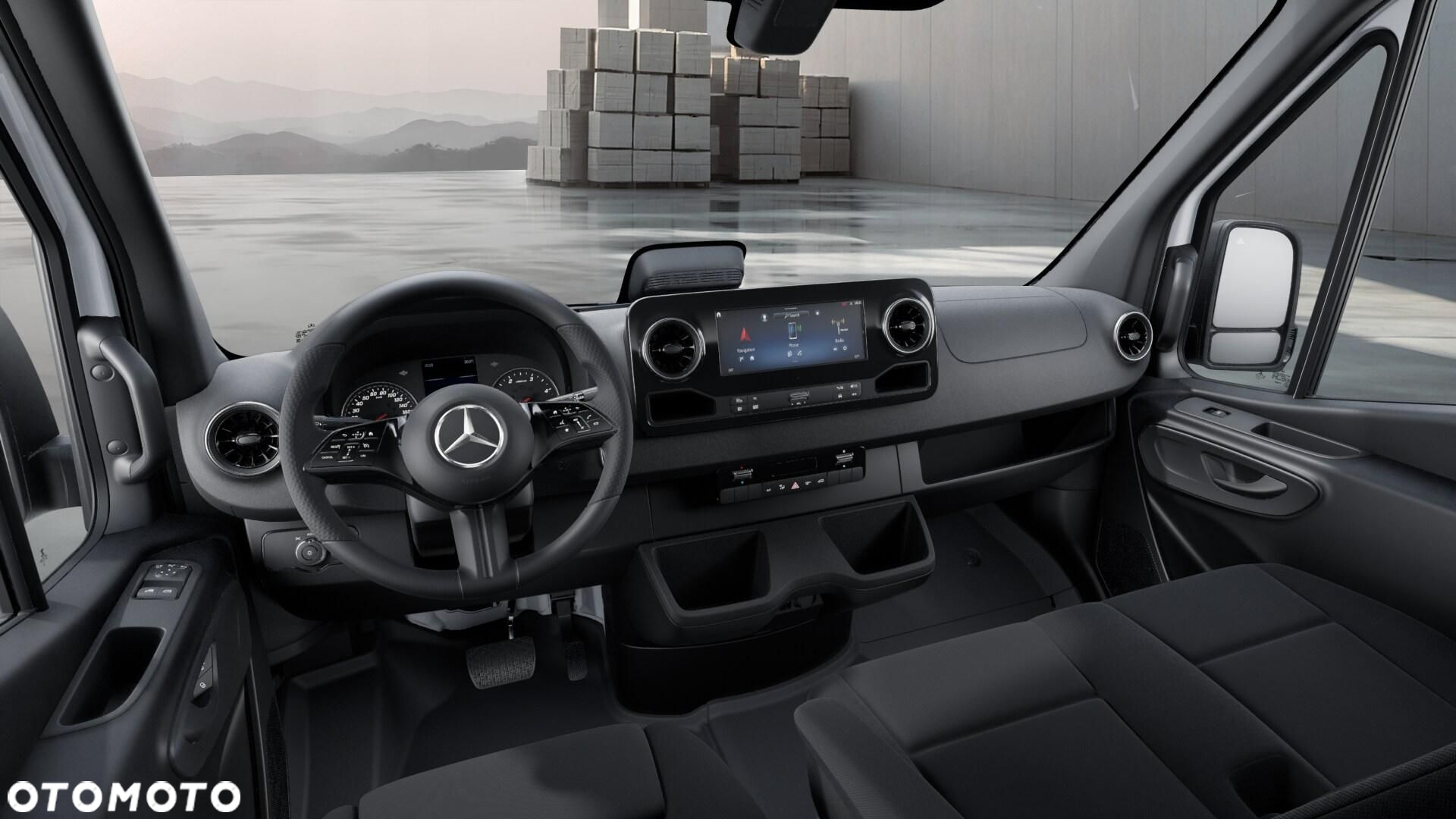 Mercedes-Benz Sprinter - 4