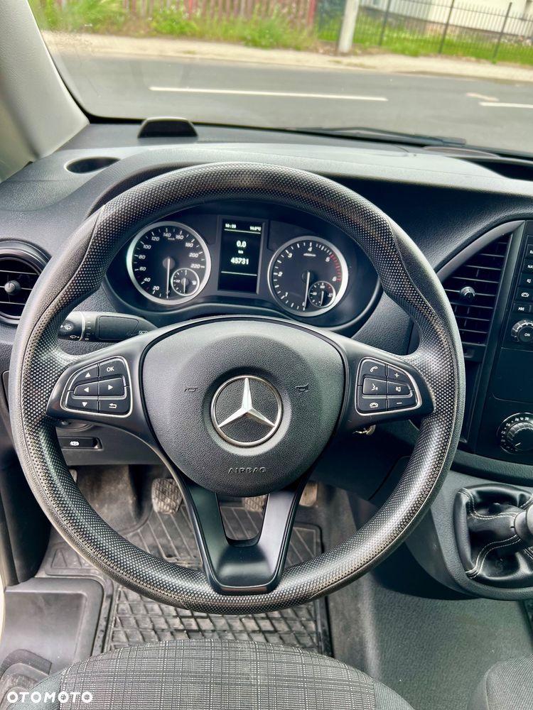 Mercedes-Benz Vito - 12