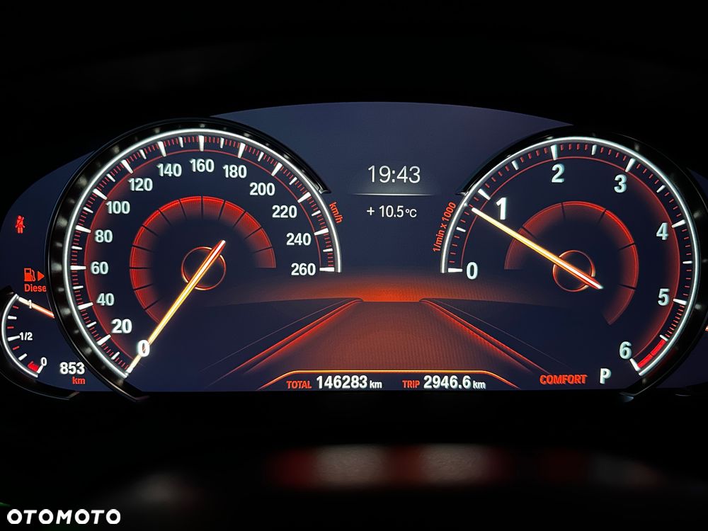 BMW Seria 5 520d xDrive M Sport sport - 24